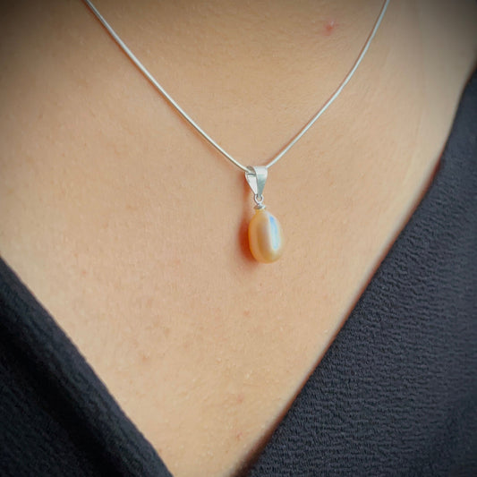 Aureate Pearl Pendant