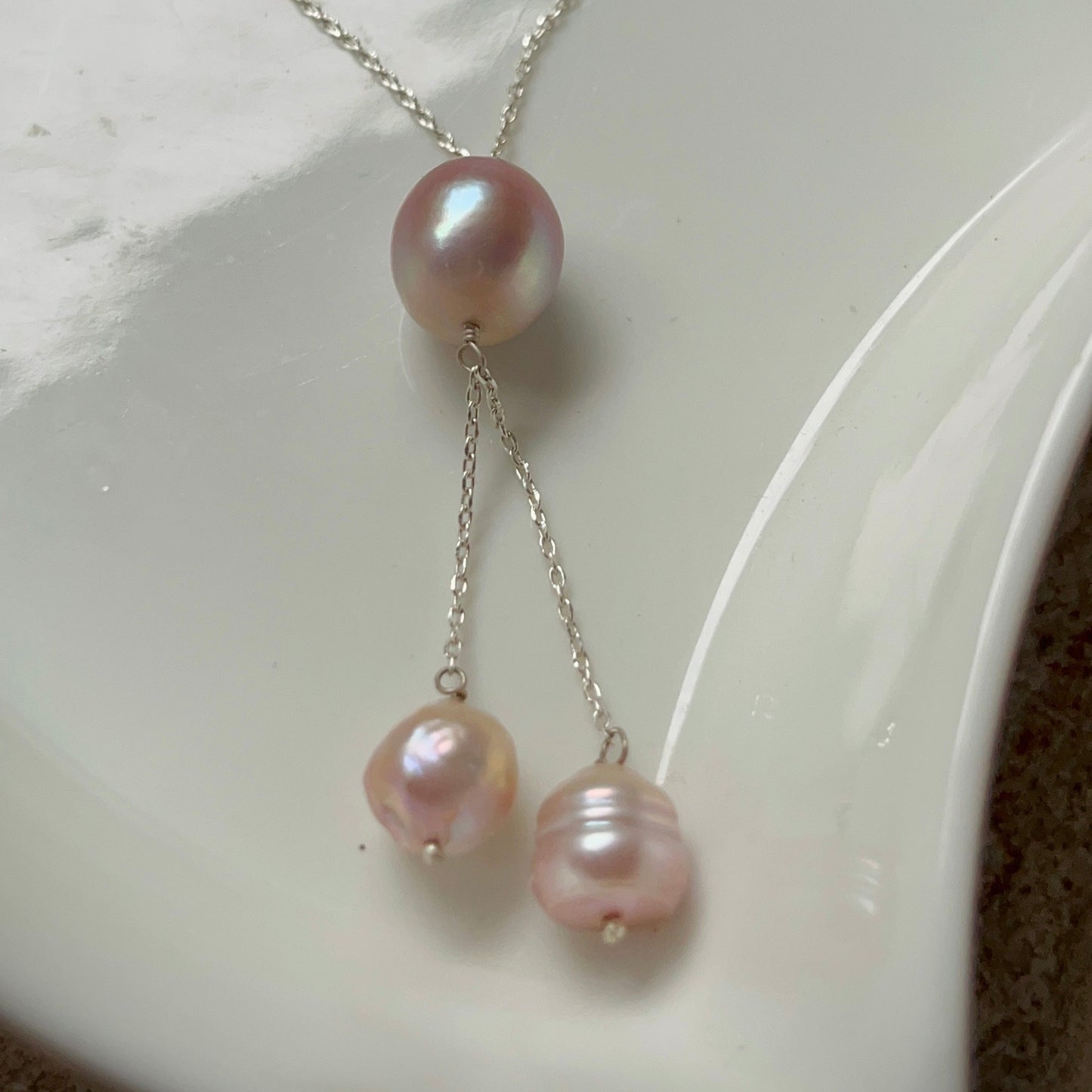 Whisper Pearl Pendant with chain