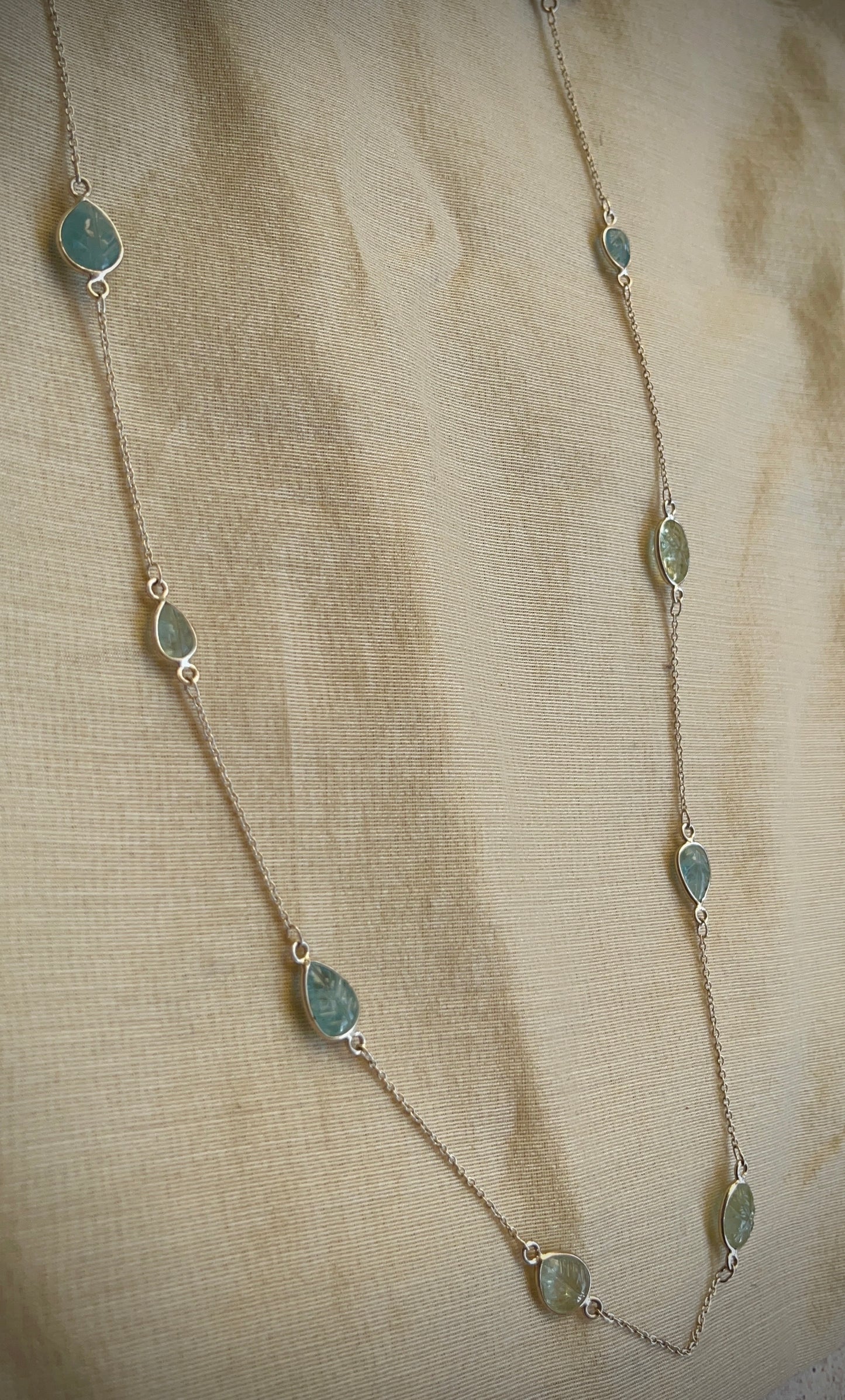 Aqua Long Chain