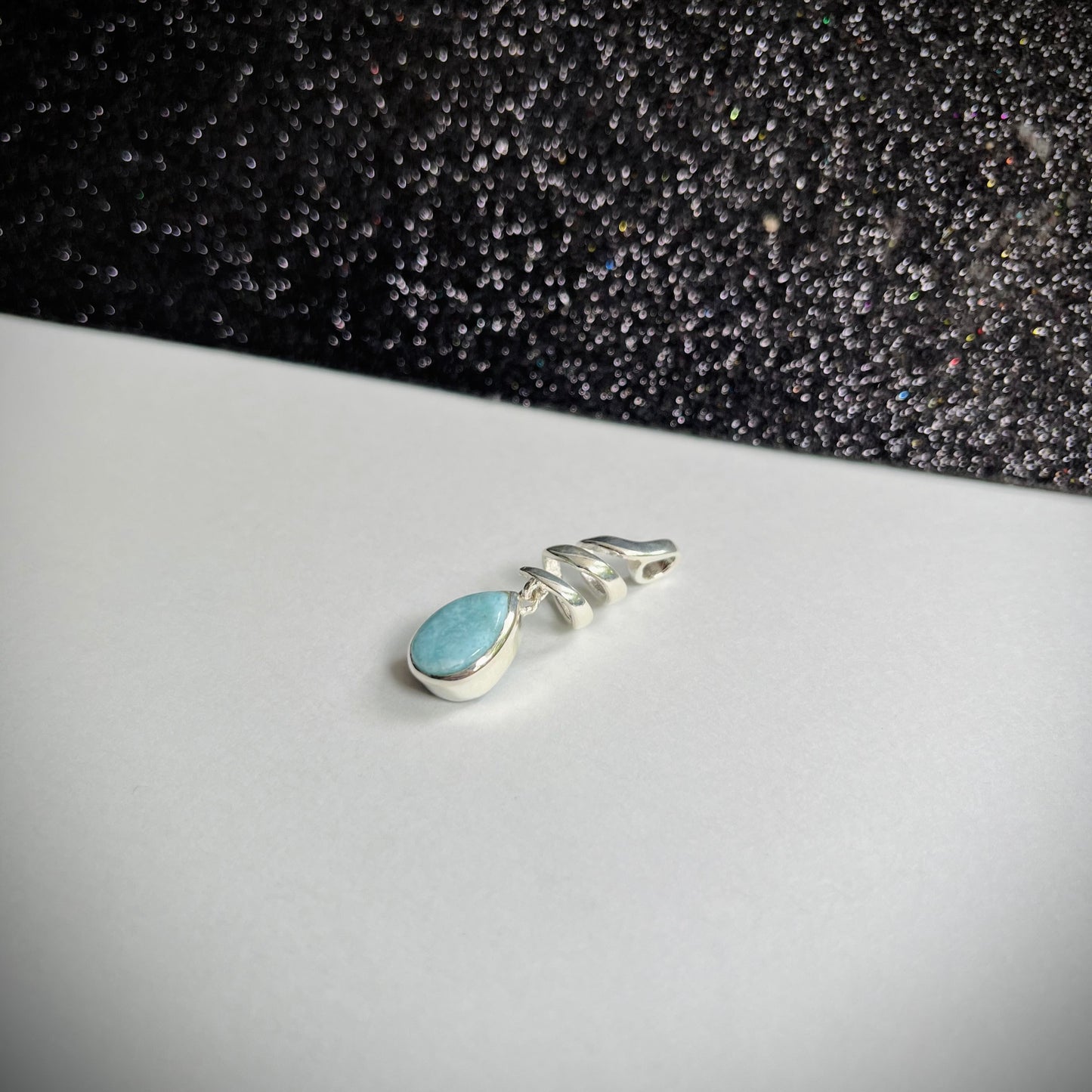 Unfolding Wave Pendant