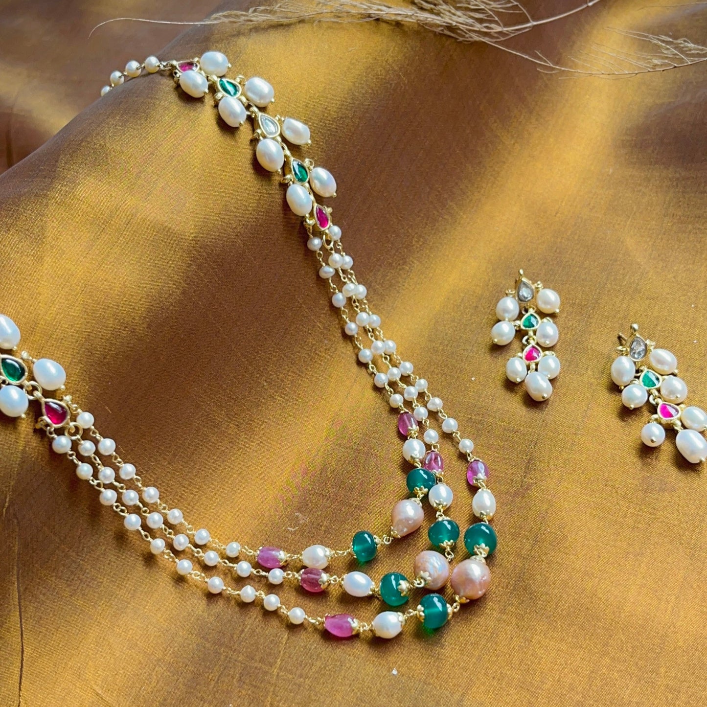 Saanjh Necklace Set