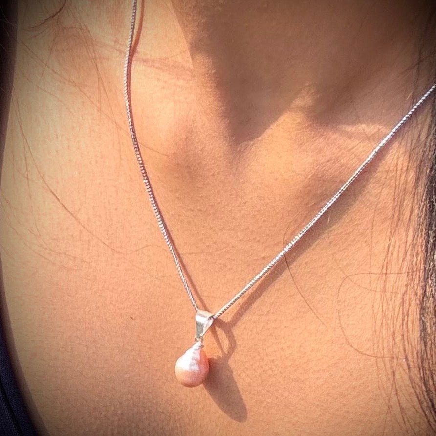 JUST Baroque Pendant