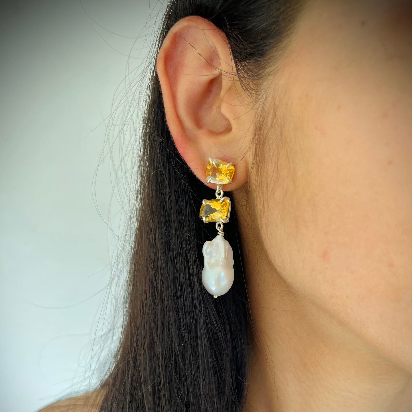 Swarn Pearl Drop Earring