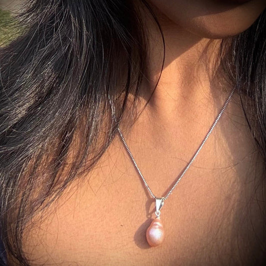 JUST Baroque Pendant