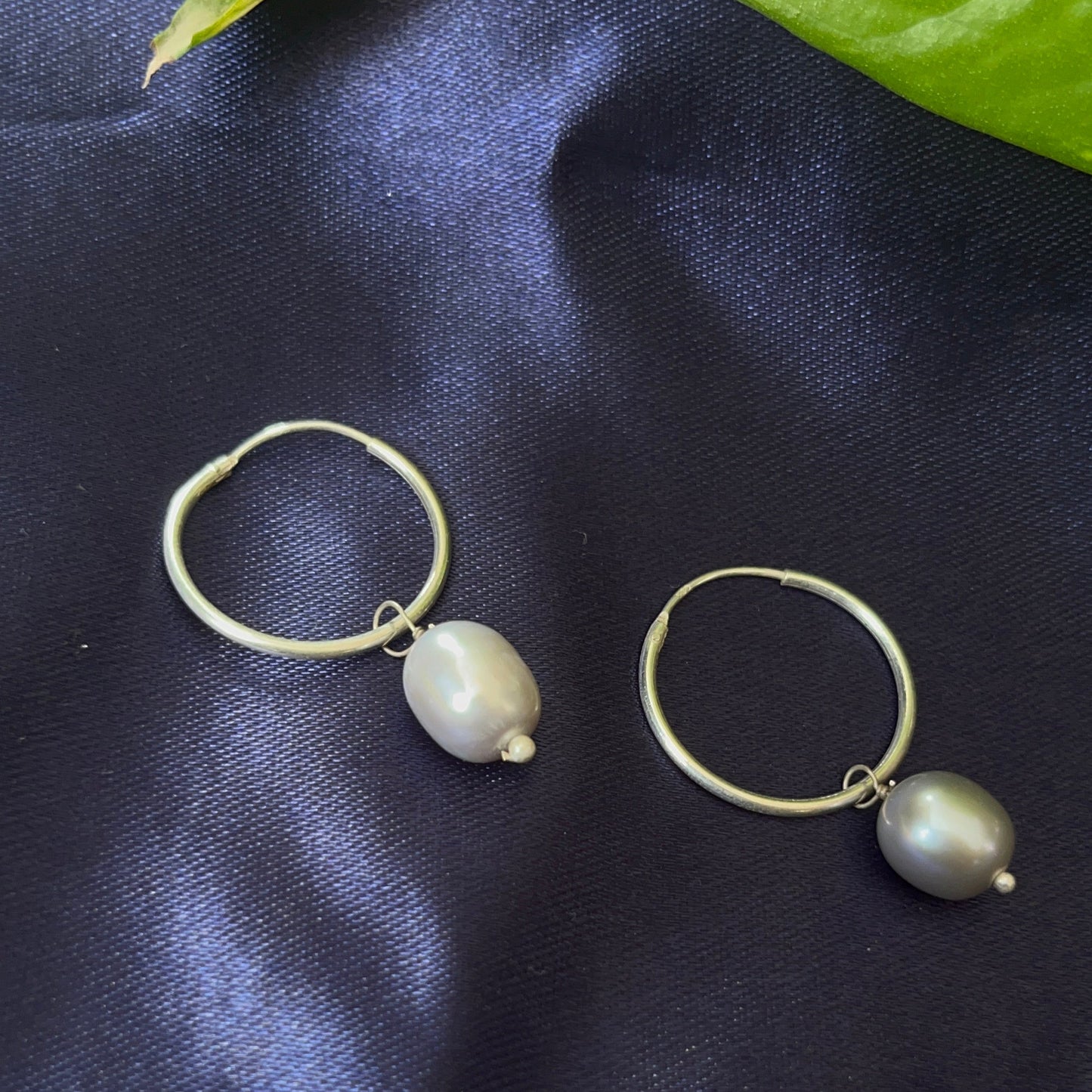 Graphite Drop Pearl Earrings