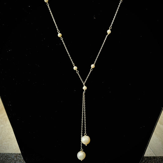 White Whisper Pearl Pendant with chain