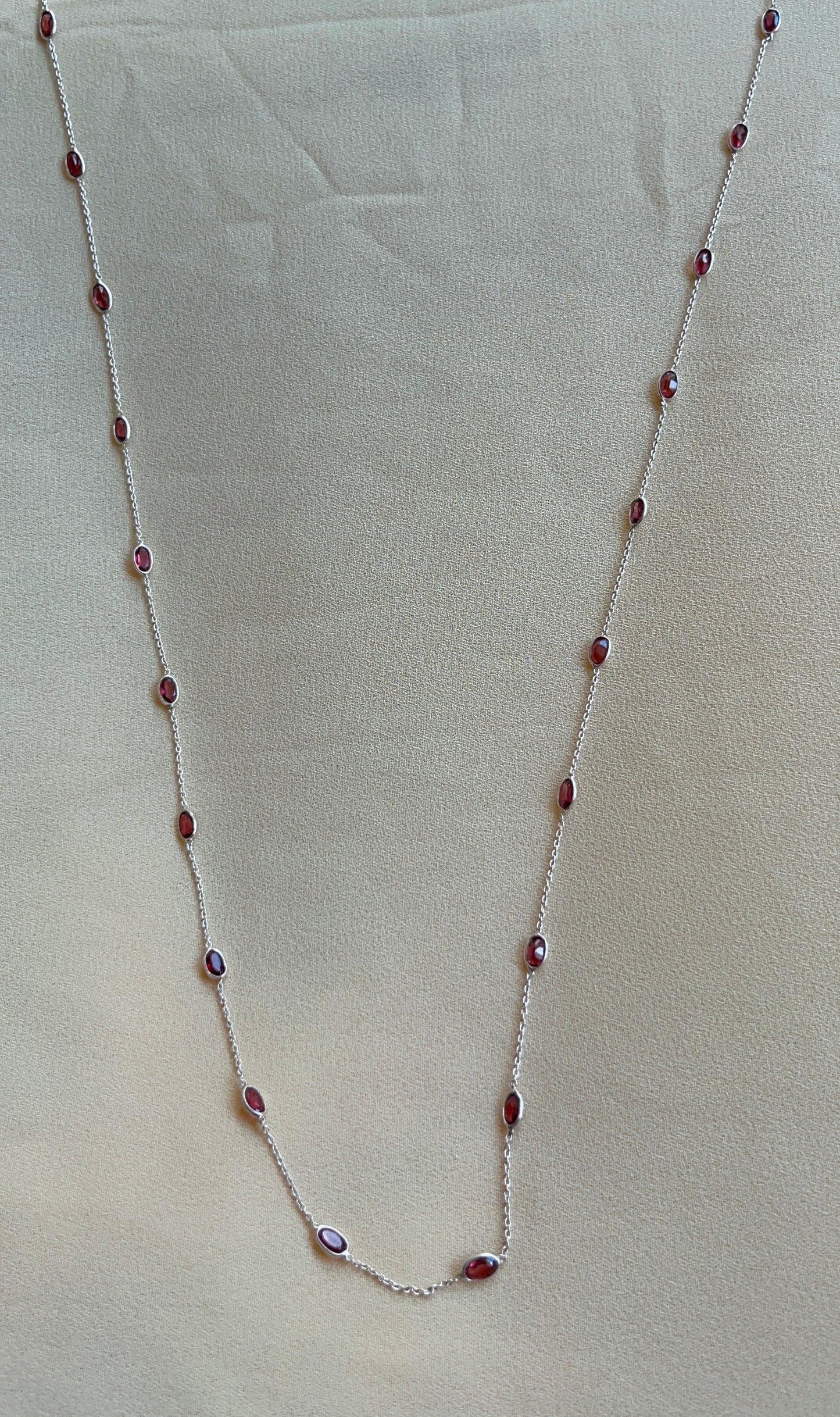 Scarlet Long Chain