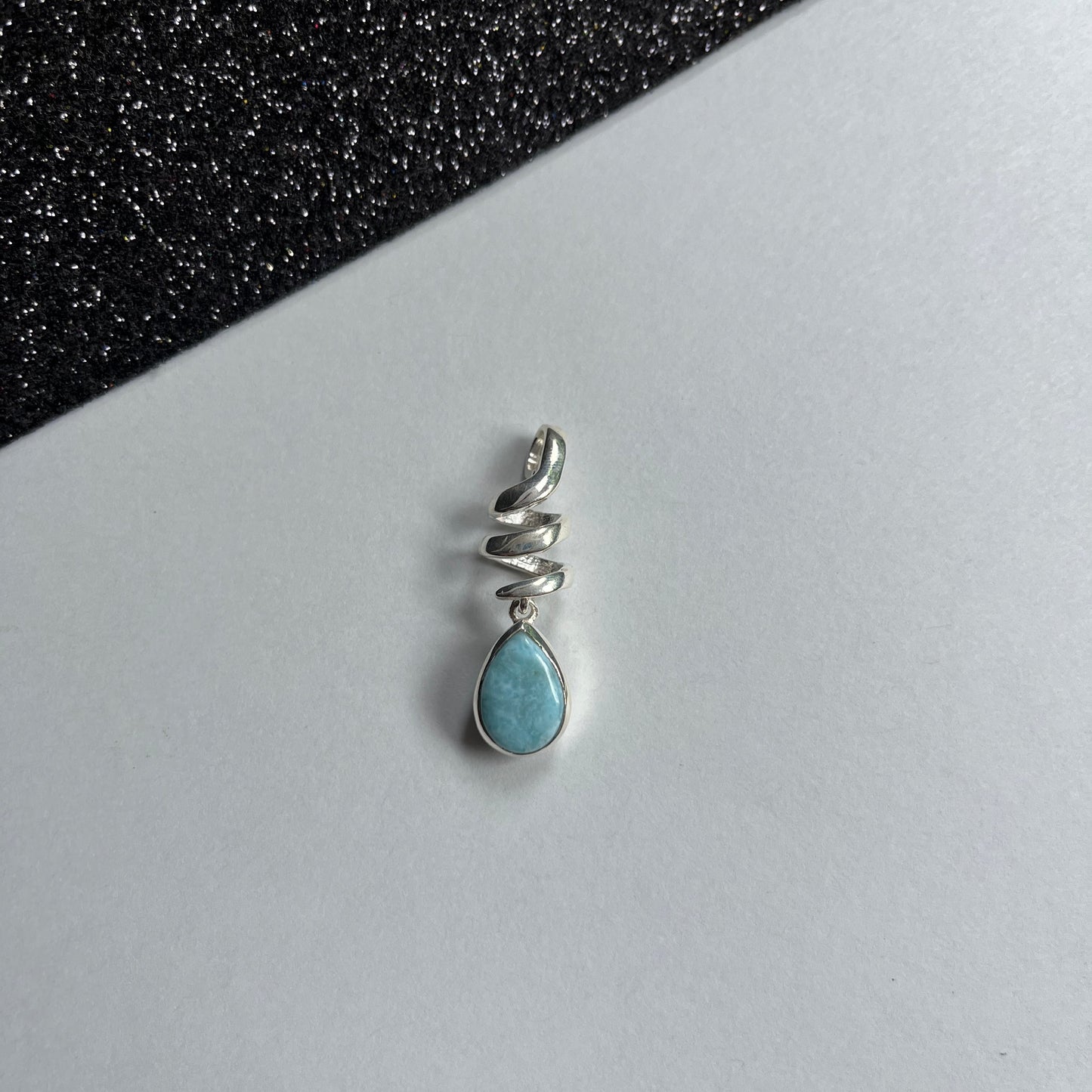 Unfolding Wave Pendant