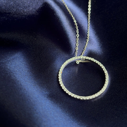 Circulo Pendant with Chain