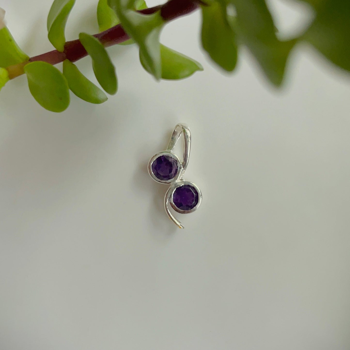 Essence Pendant