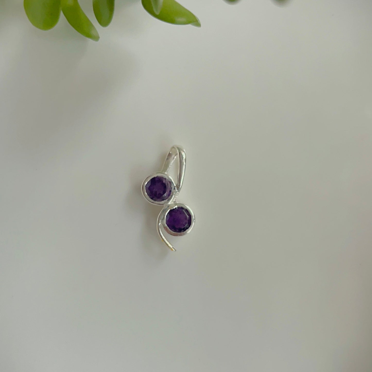Essence Amethyst Pendant