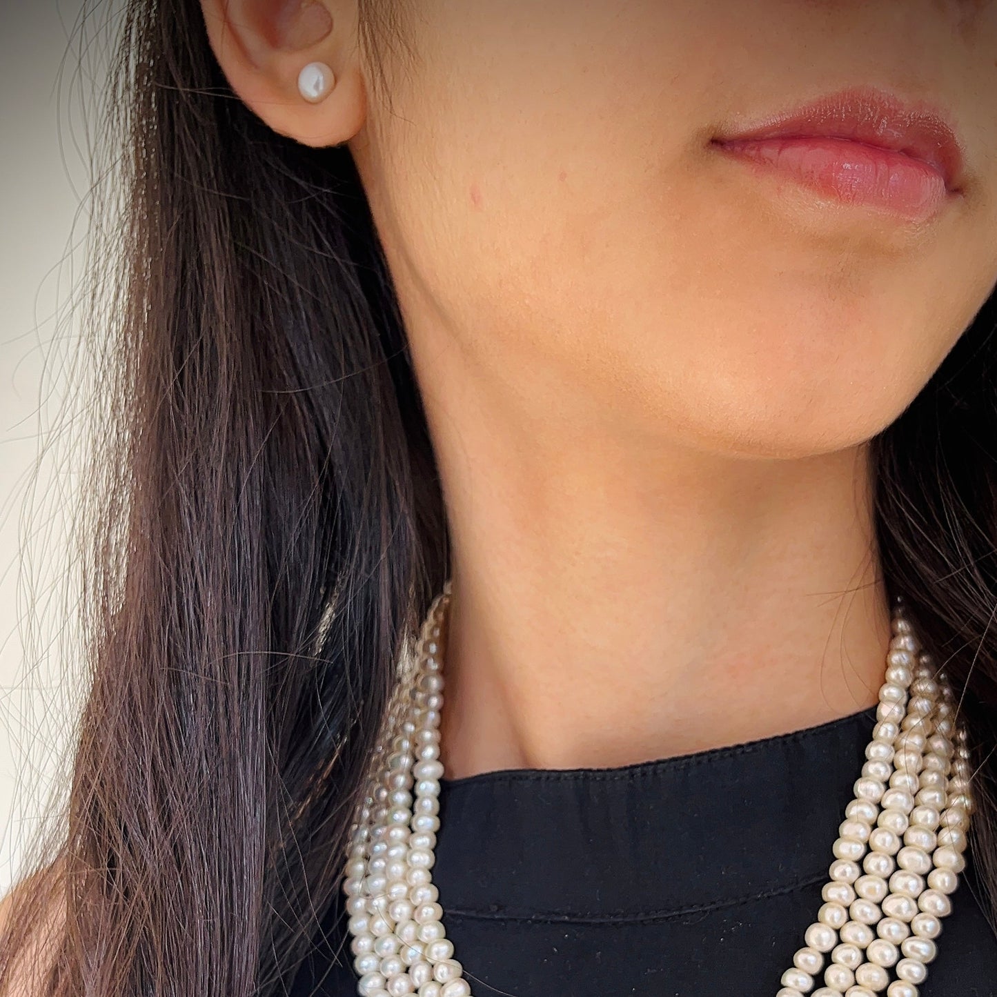 Shwet Moti 4-liner Necklace Set