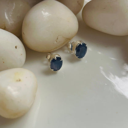 Classic Blue Sapphire Earstuds