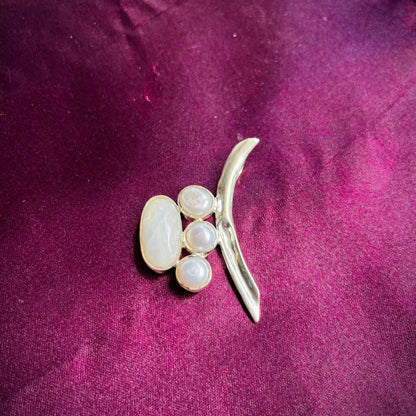 Quantum Labra Pendant