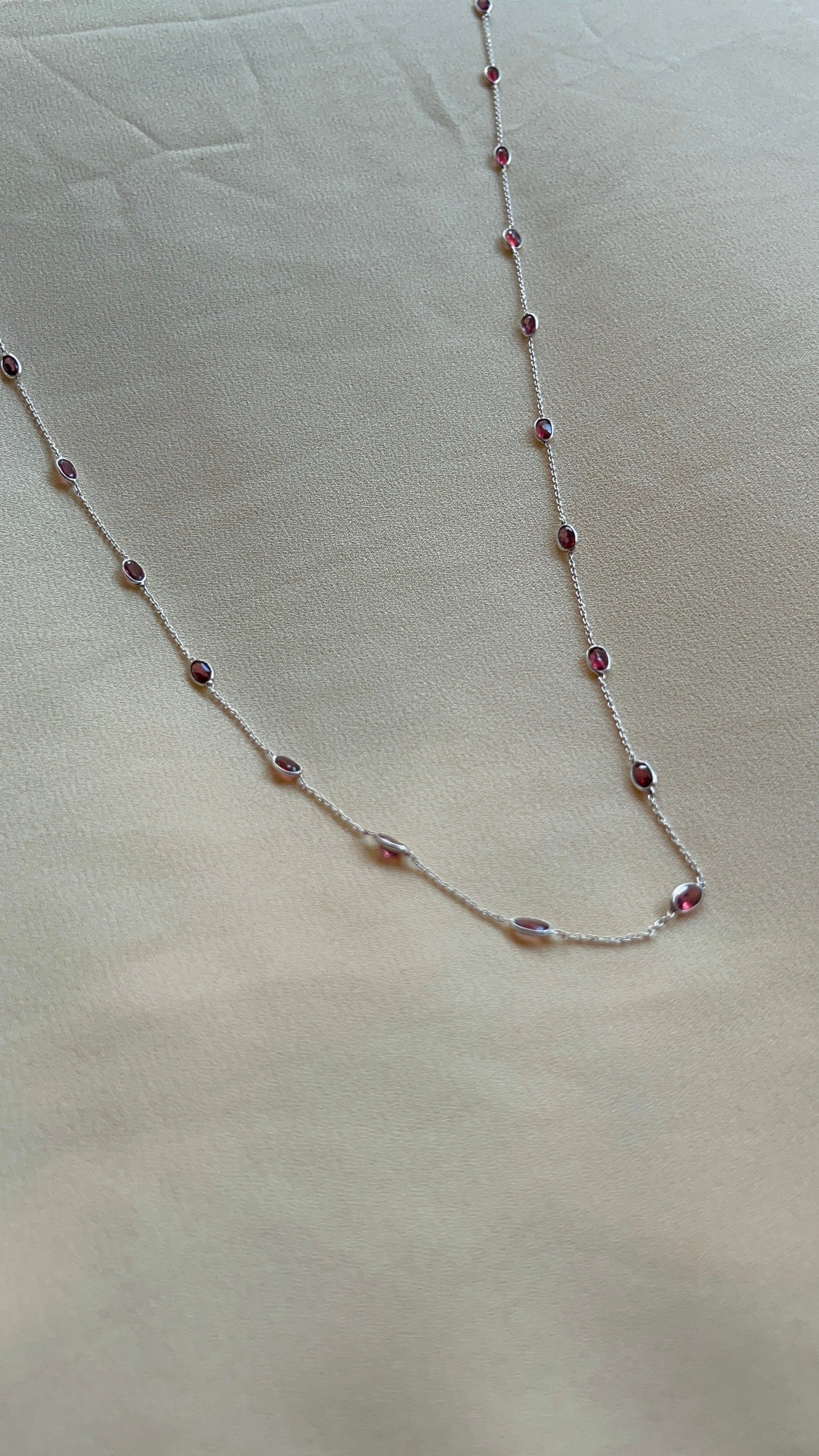 Scarlet Long Chain