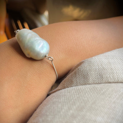 Grand Baroque Pearl Bracelet