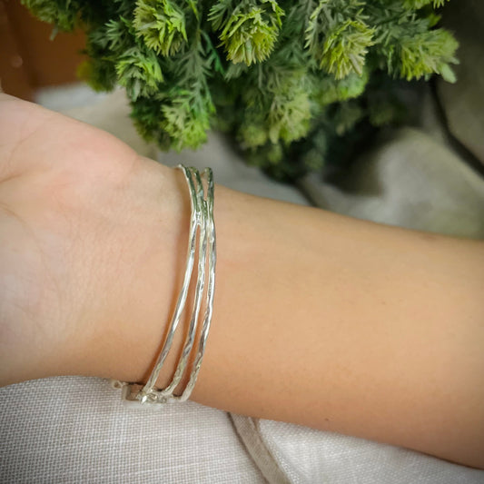 Mabe Pearl Cuff
