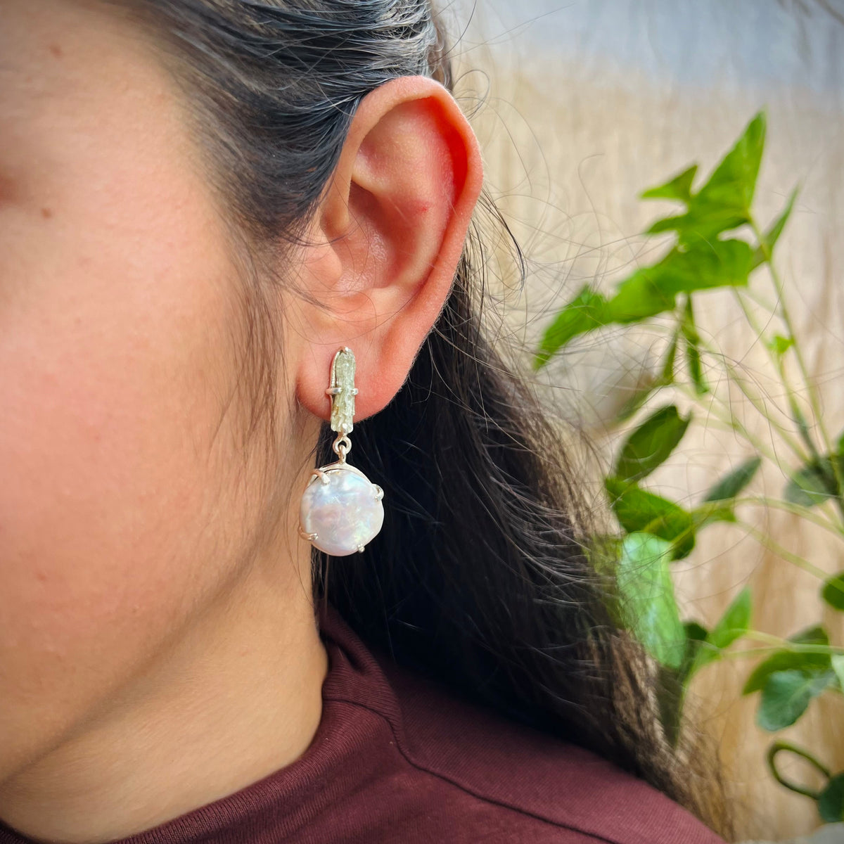 Meridian Pearl Earring