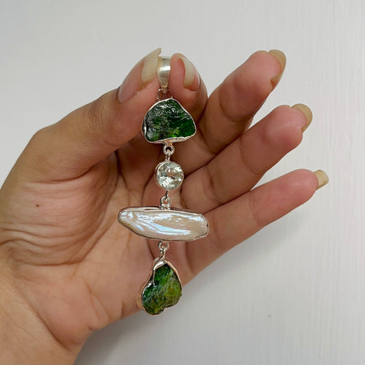 Alba Green Pendant