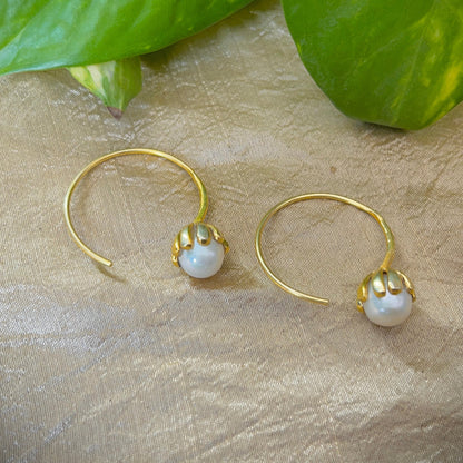 Swirl Pearl Earrings