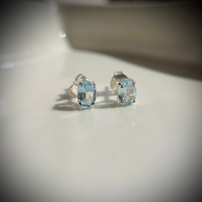 Frost Earstud