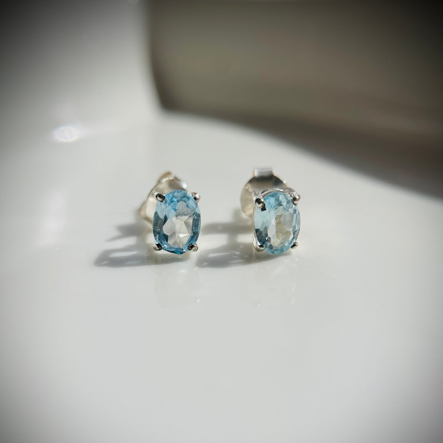 Frost Earstud