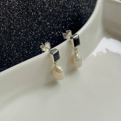 Contrast Earring