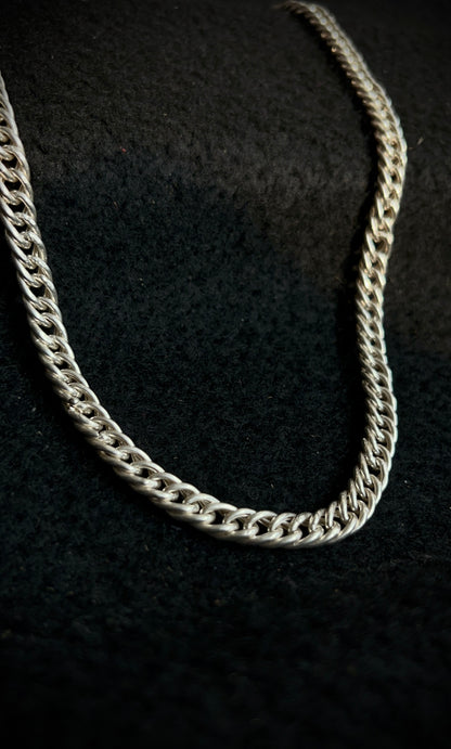 Cub Curb Silver Chain
