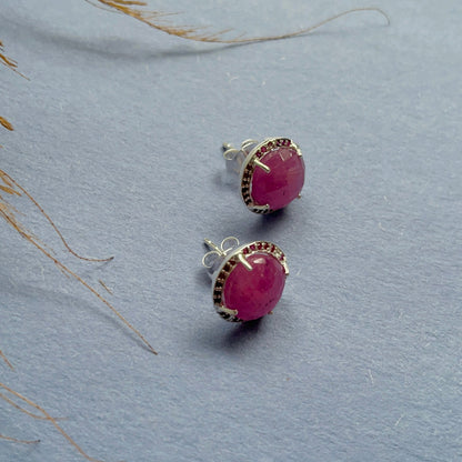 Tamra Ruby Earstuds