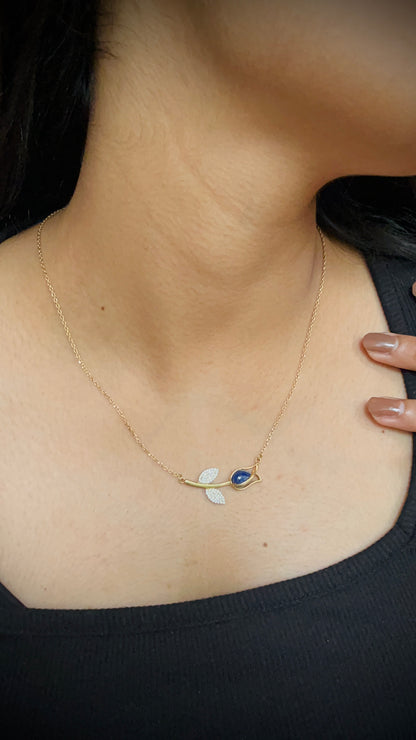 Tulip Pendant with Link Chain