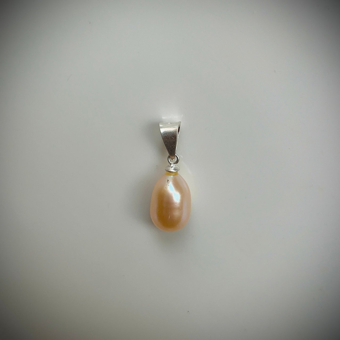 Aureate Pearl Pendant
