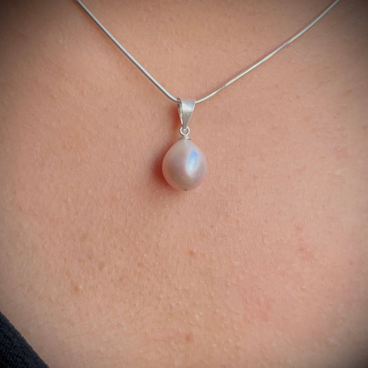 Soft Lavender Pearl Pendant
