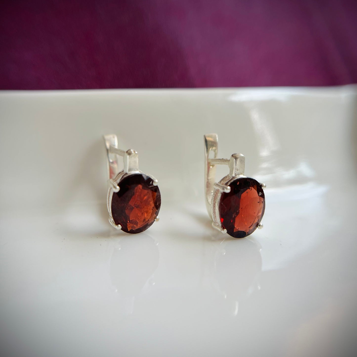Garnova Earring