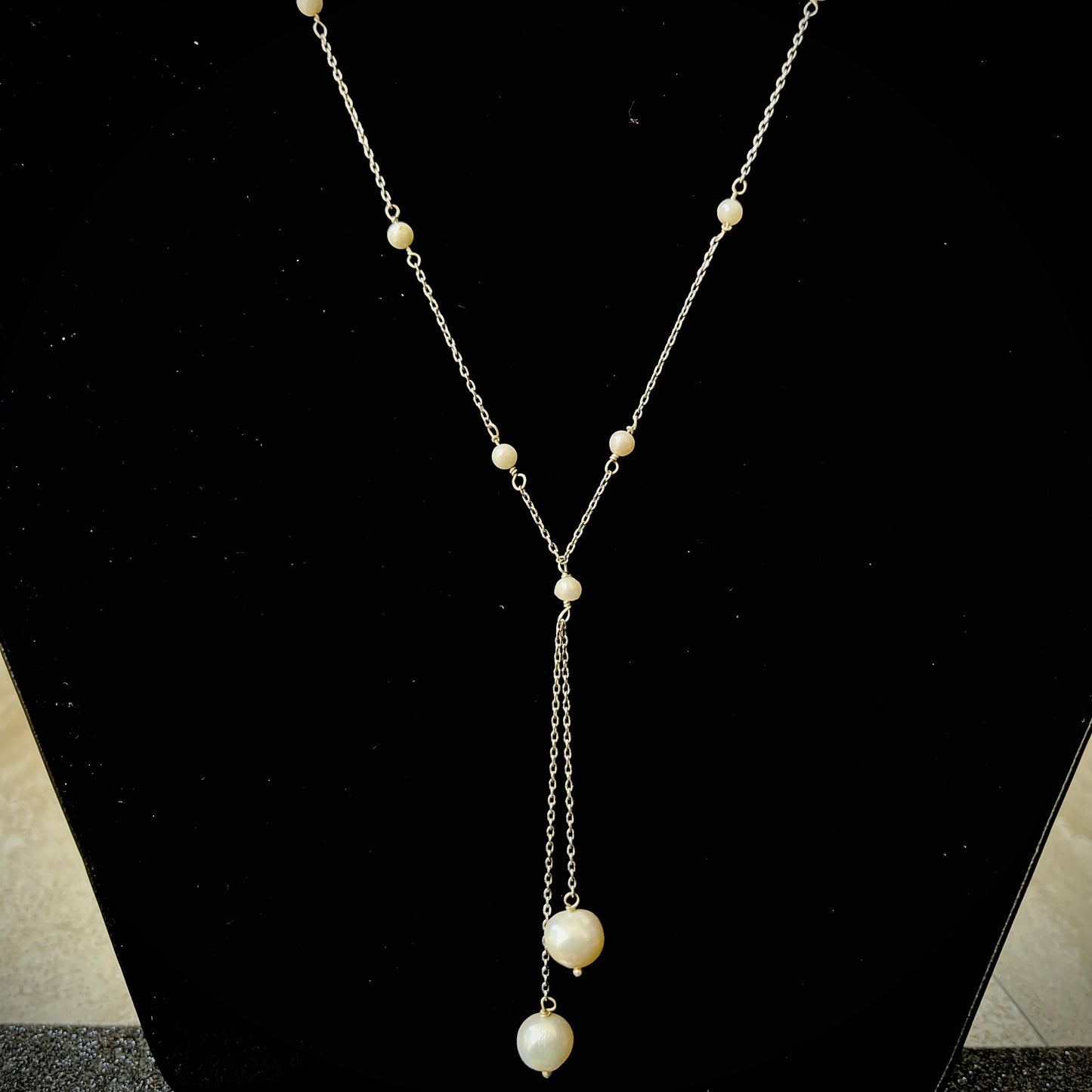 White Whisper Pearl Pendant with chain