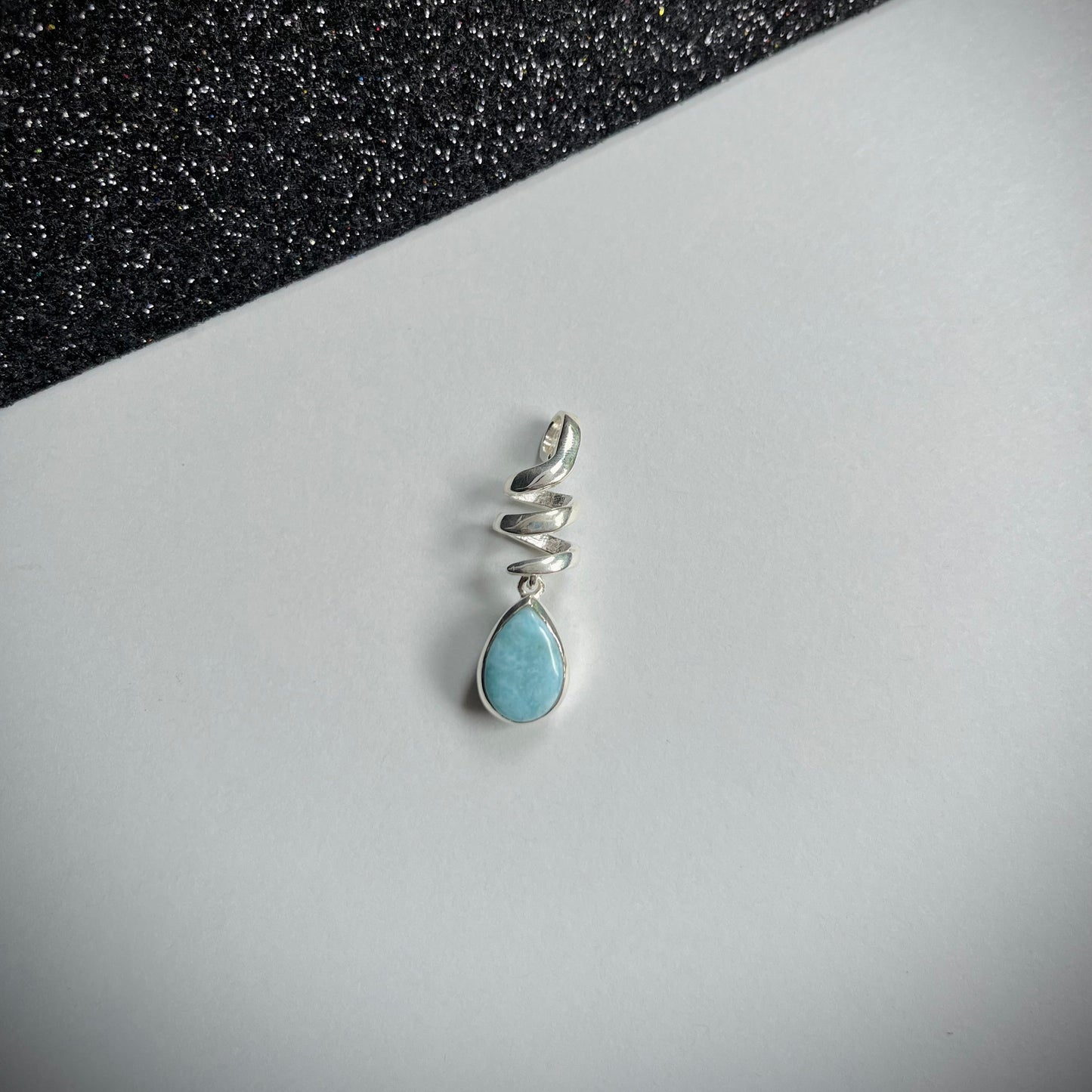 Unfolding Wave Pendant
