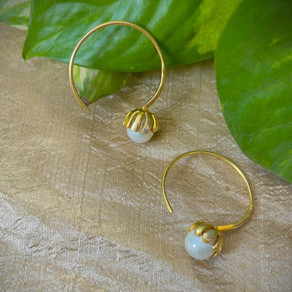 Swirl Pearl Earrings