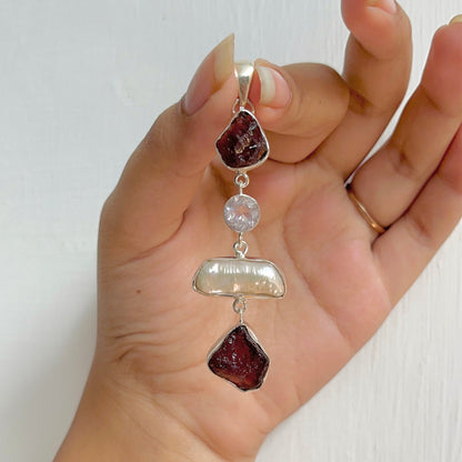 Alba Garnet Pendant
