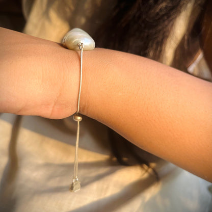 Grand Baroque Pearl Bracelet