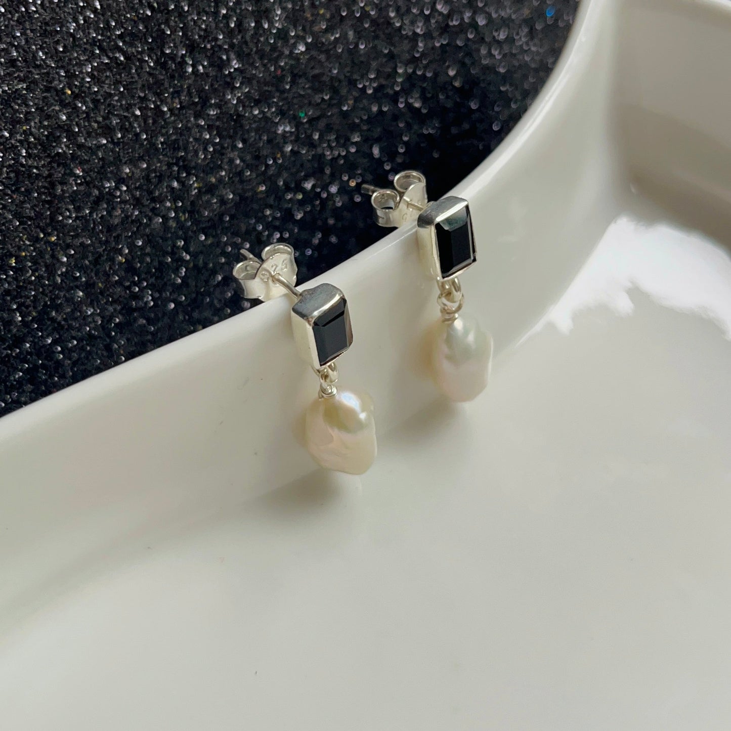 Contrast Earring