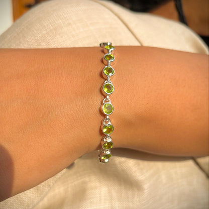 Firm Peridot Bracelet