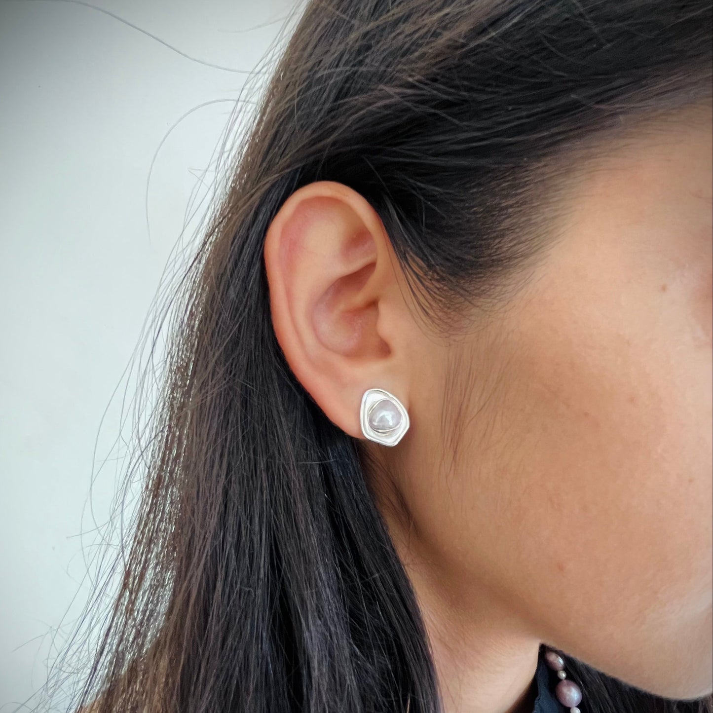 Sculpt Pearl Earstuds