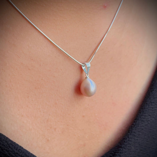 Soft Lavender Pearl Pendant