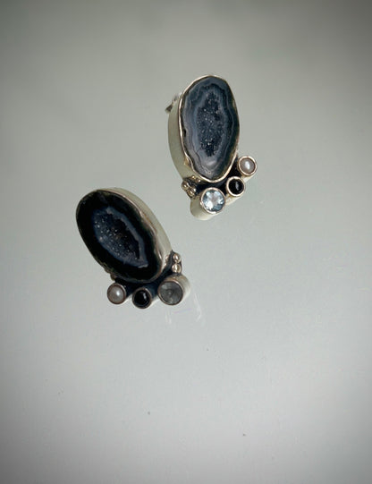 Agate Druzy Ear Stud