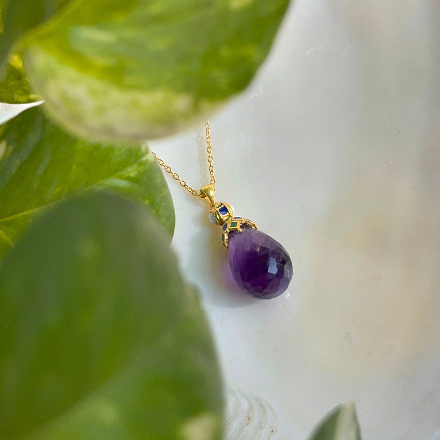 Amethyst Hue Pendant