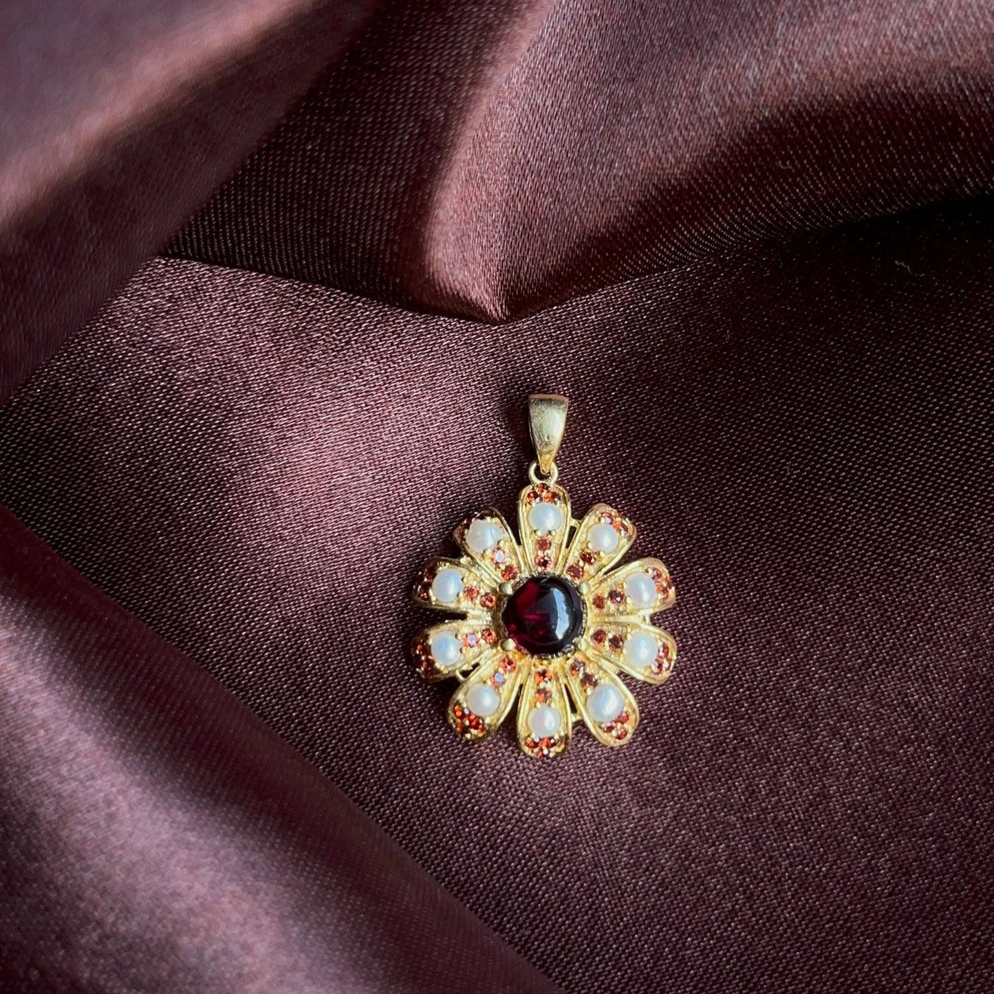 Daisy Garnet Pendant